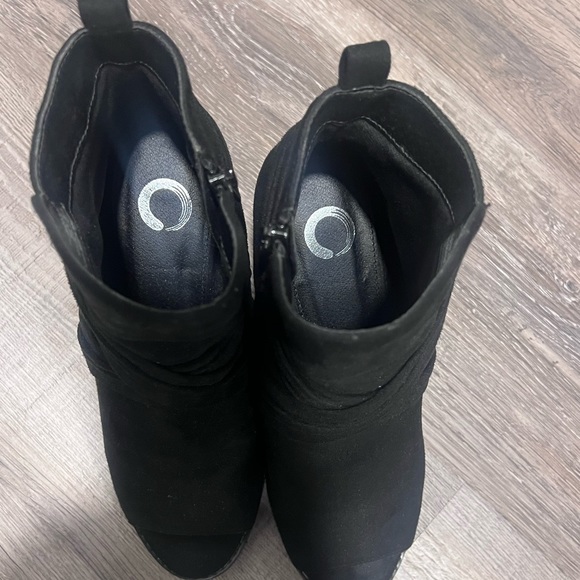 Black open toe wedge booties - Picture 4 of 5